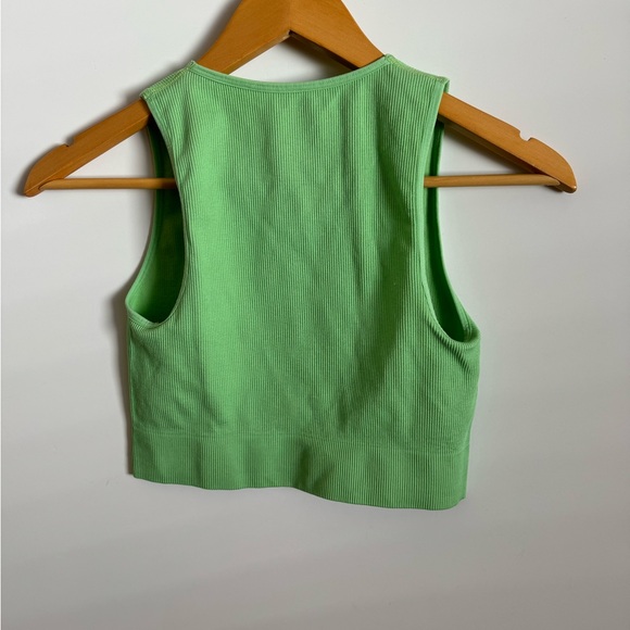 Cropped tank - Picture 5 of 8
